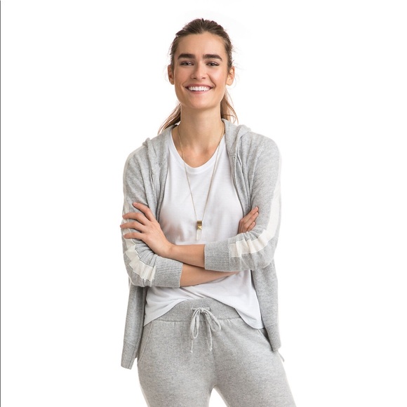 Vineyard Vines Cashmere Zip Up Hoodie - Picture 1 of 7